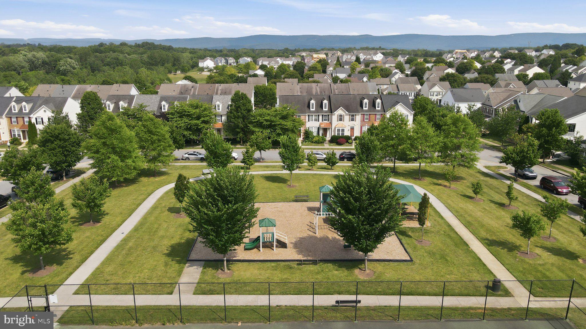 HUNTFIELD - Residential