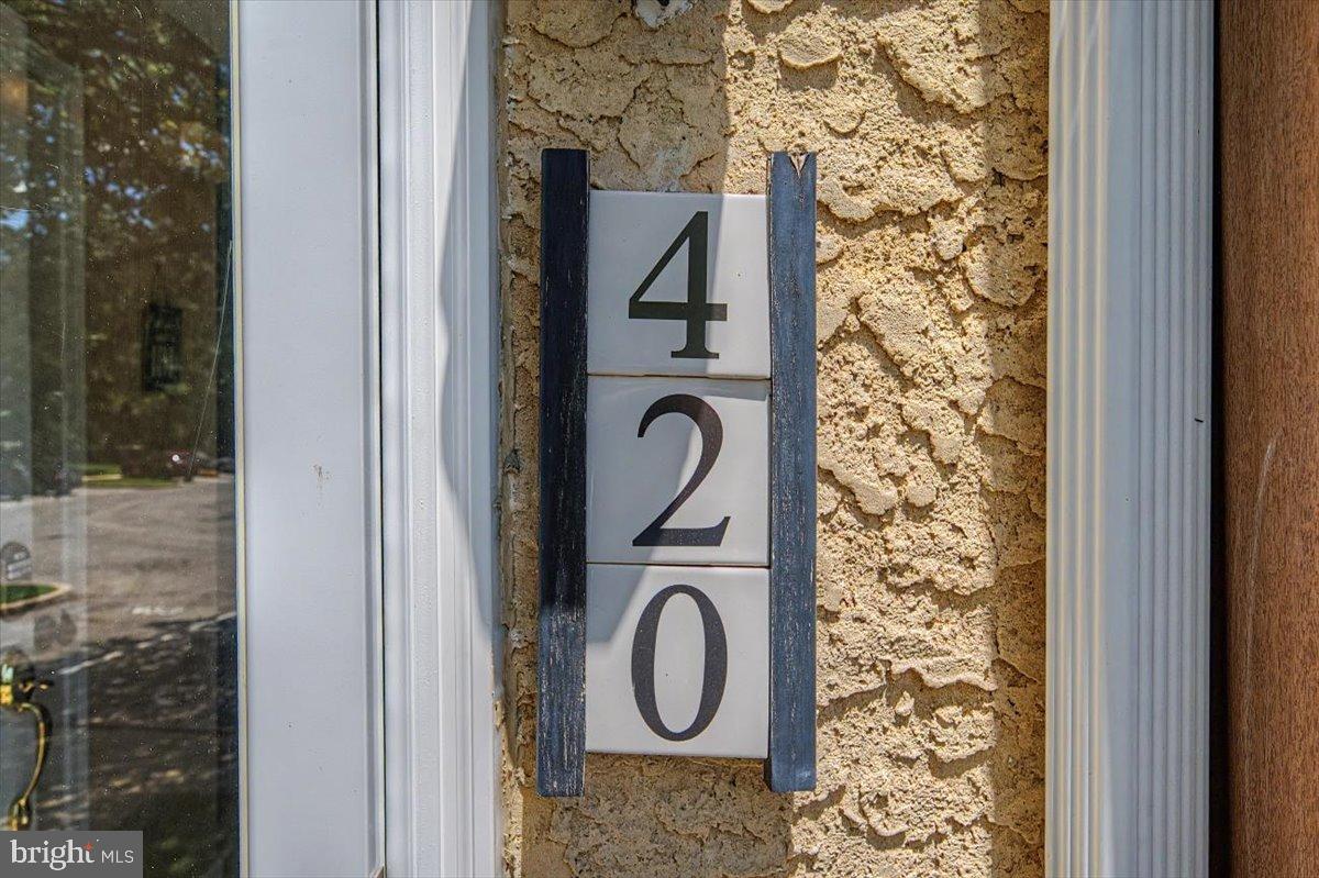 CHERRY TREE KNOLL - Residential
