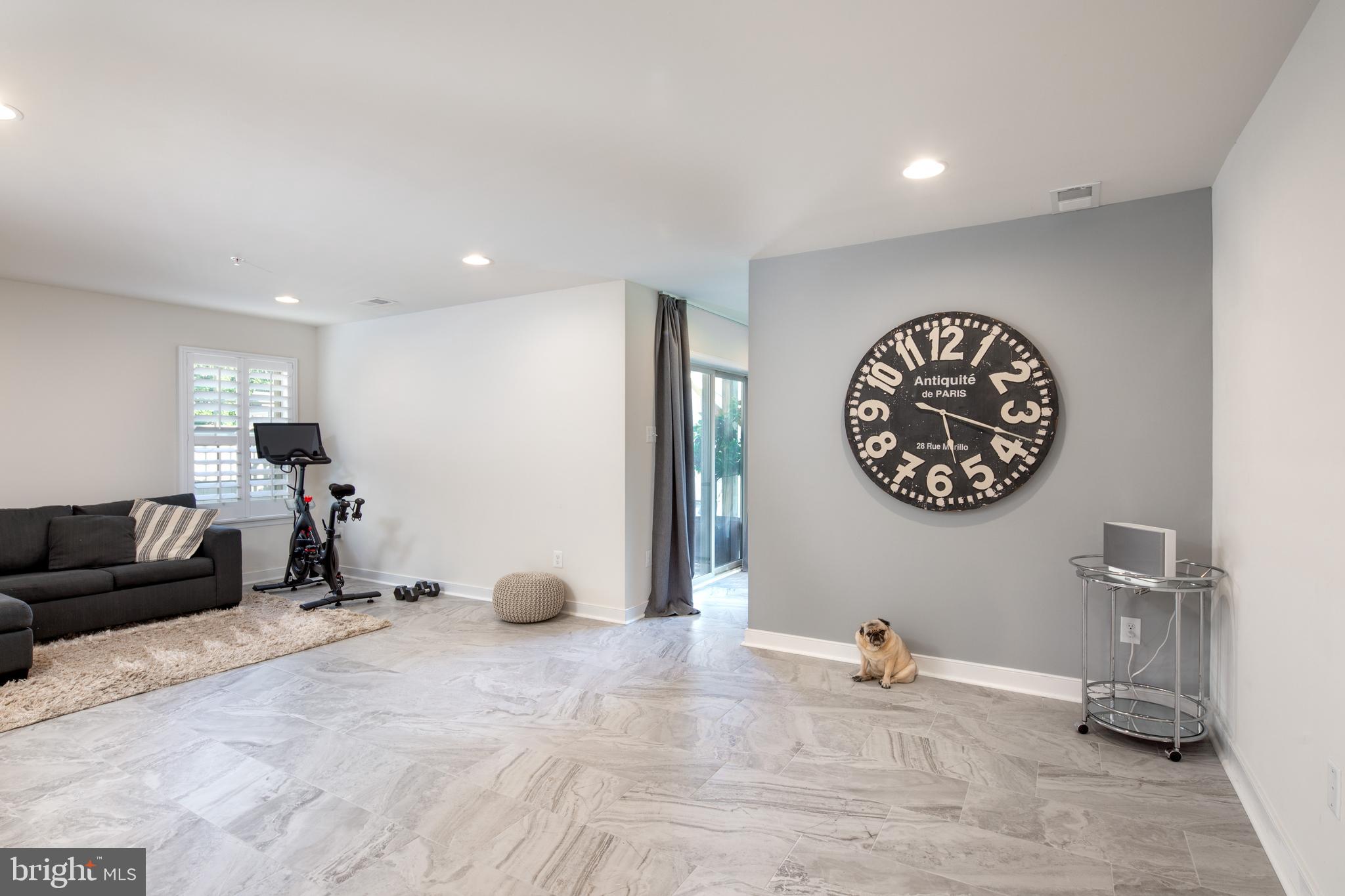 ADMIRALS RIDGE - Residential