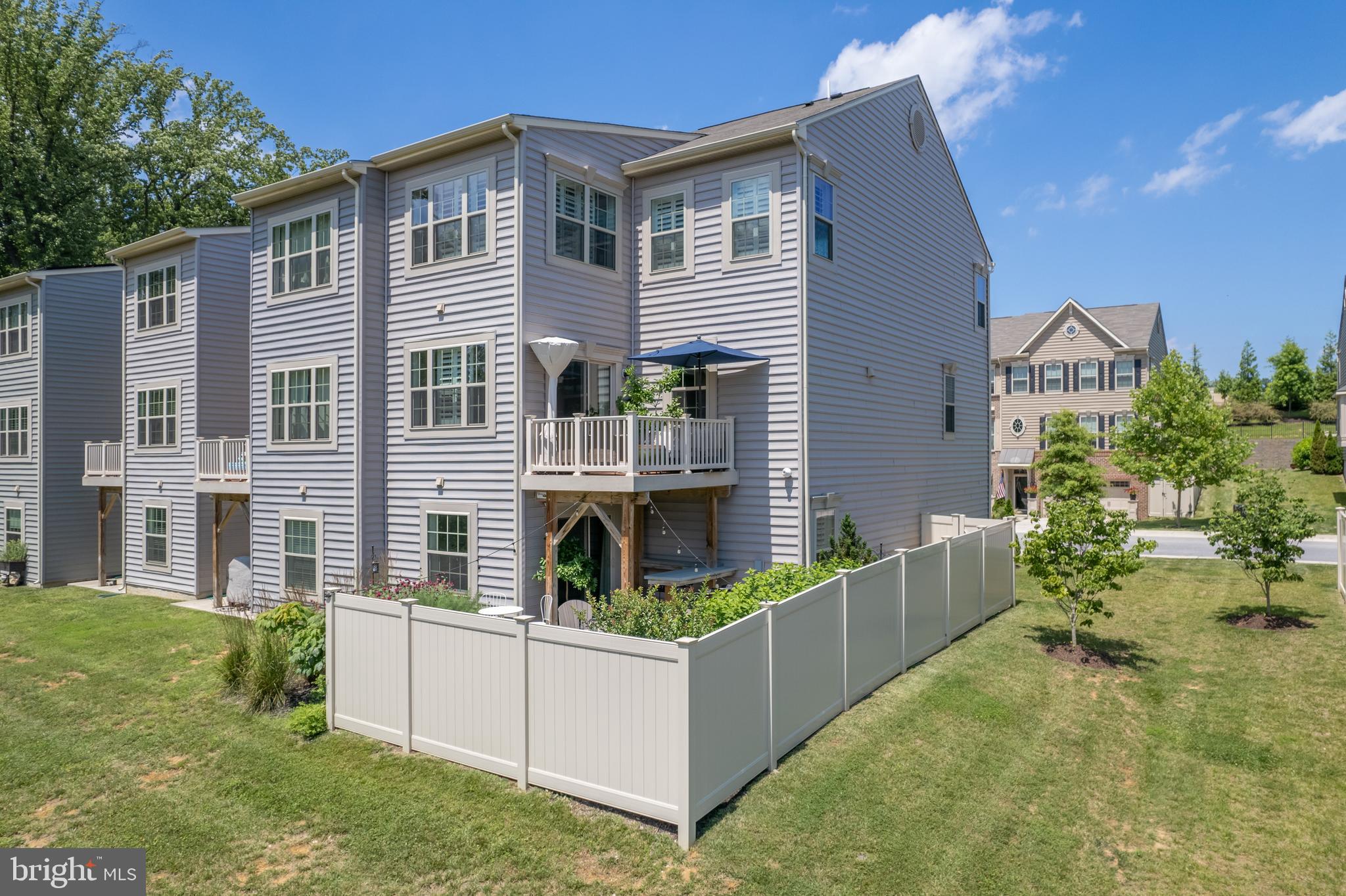 ADMIRALS RIDGE - Residential