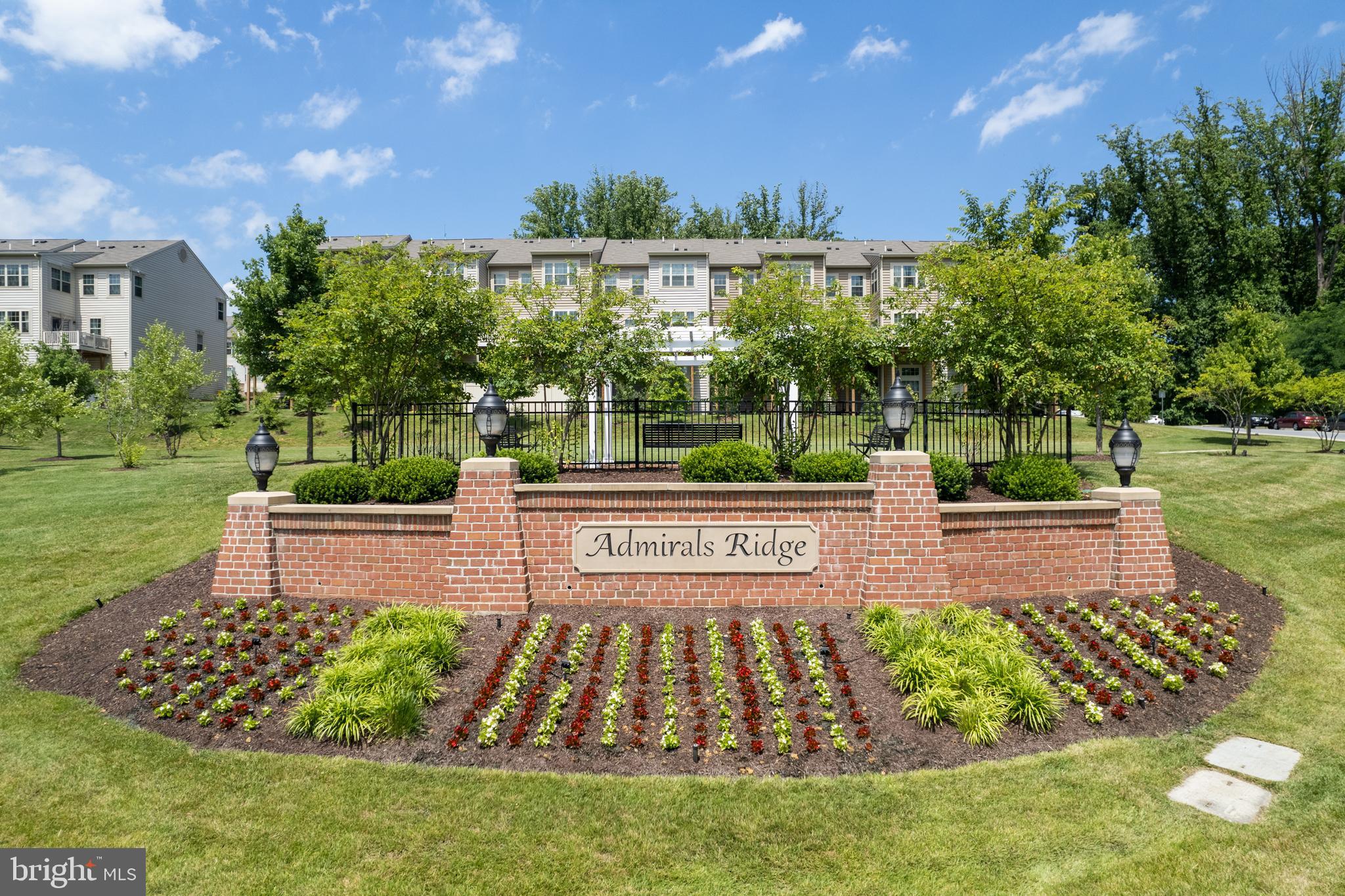 ADMIRALS RIDGE - Residential