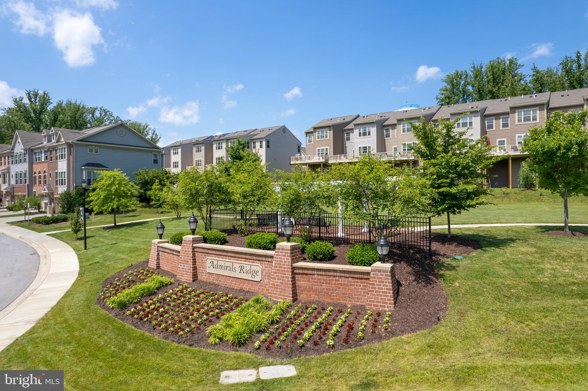 ADMIRALS RIDGE - Residential
