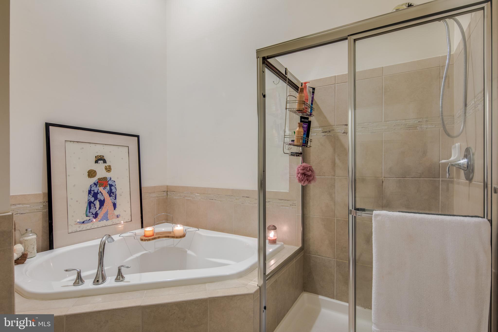 ADMIRALS RIDGE - Residential