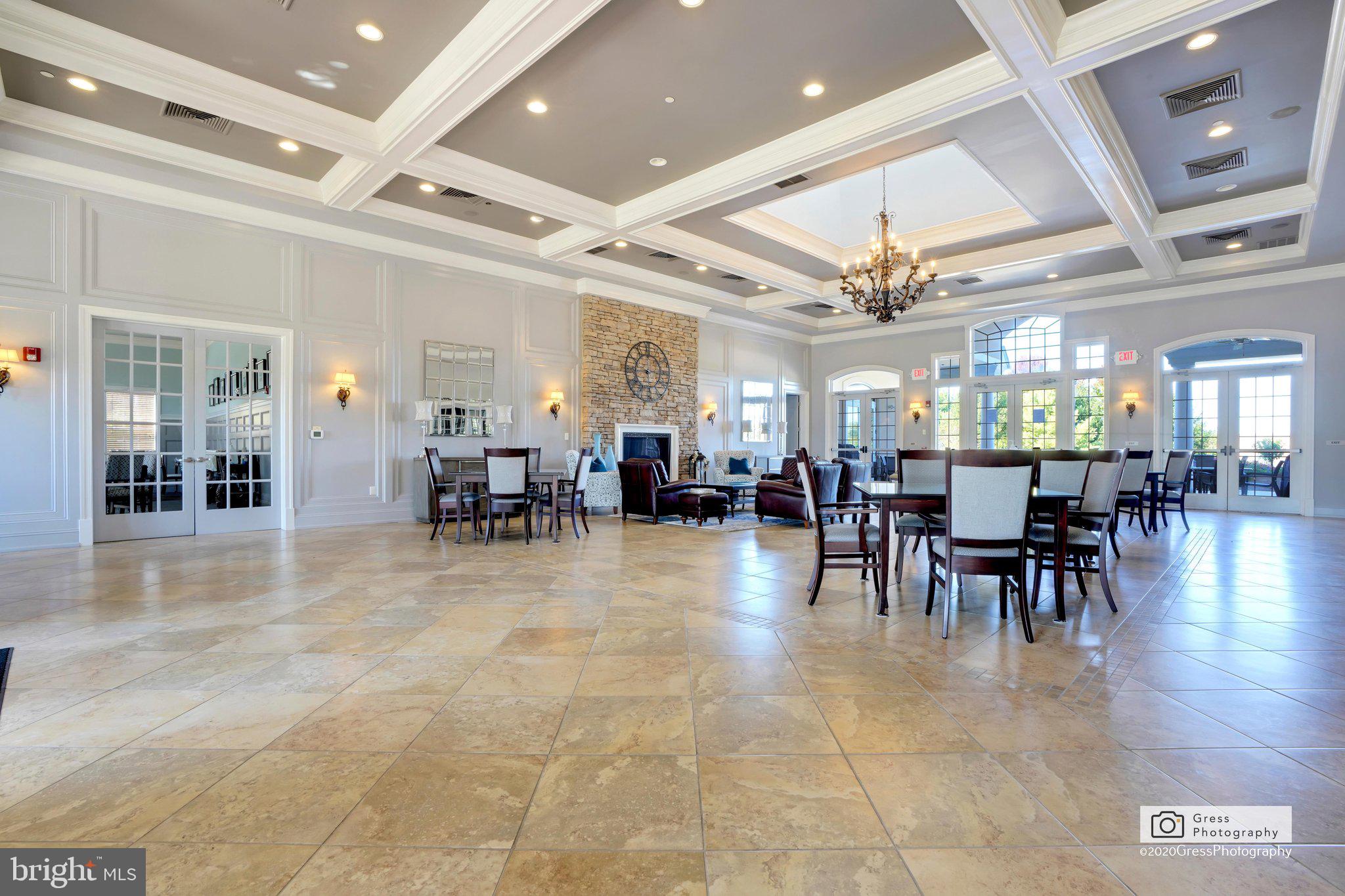 FOUR SEASONS AT RAPHO - Residential