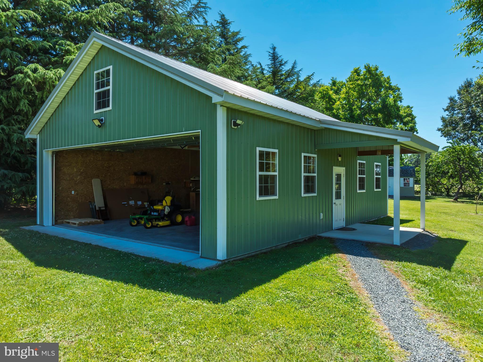 HICKORY RIDGE - Residential