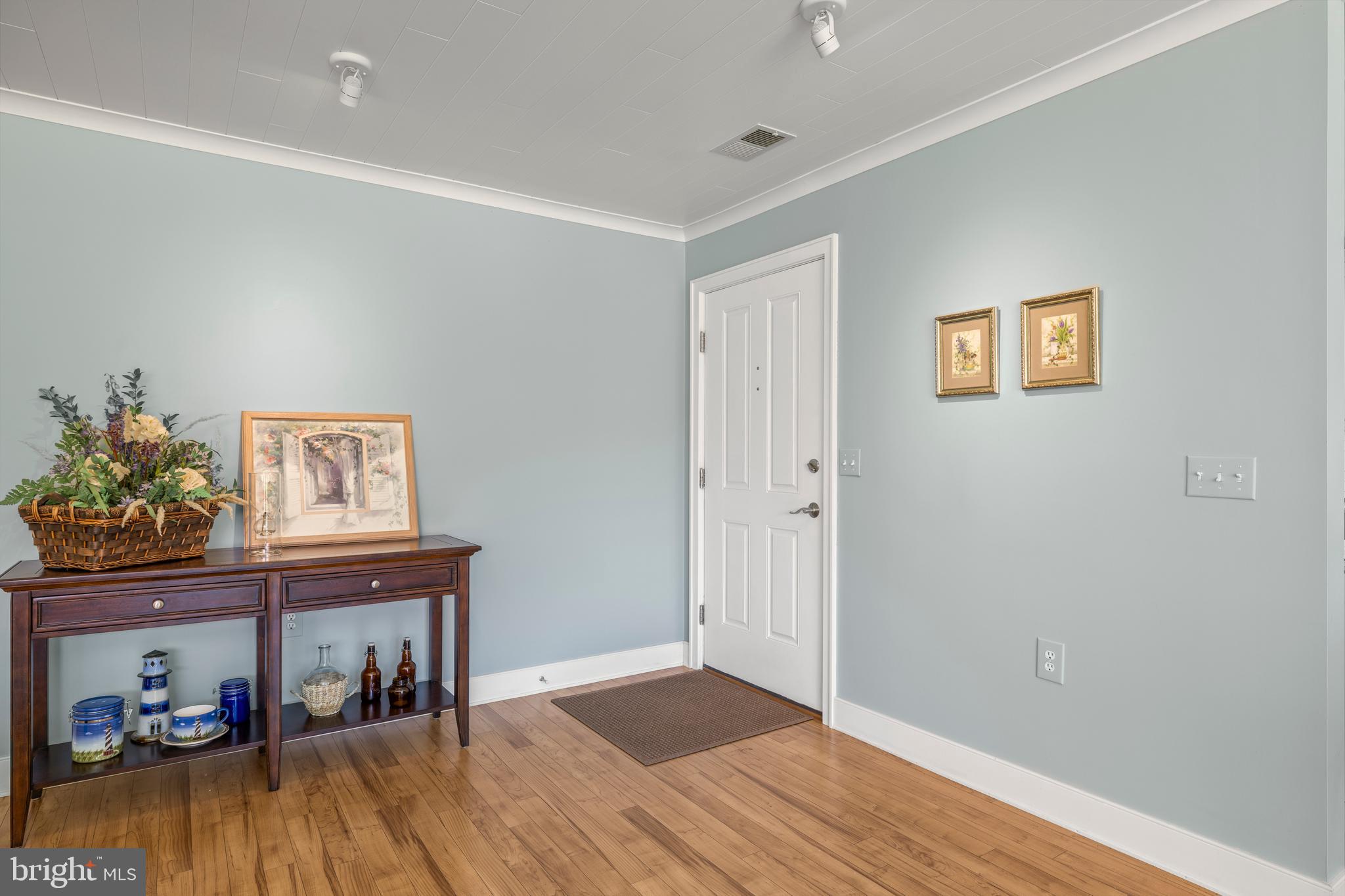 HICKORY RIDGE - Residential