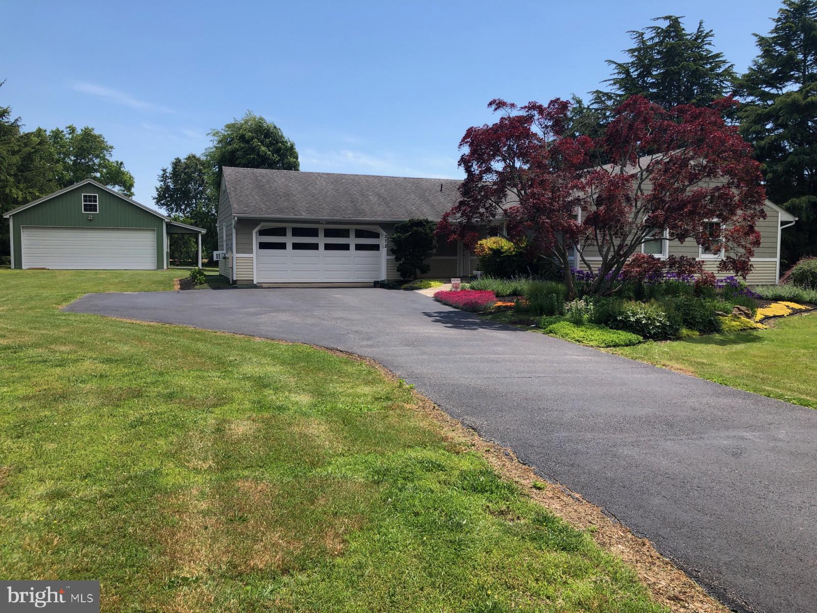 HICKORY RIDGE - Residential