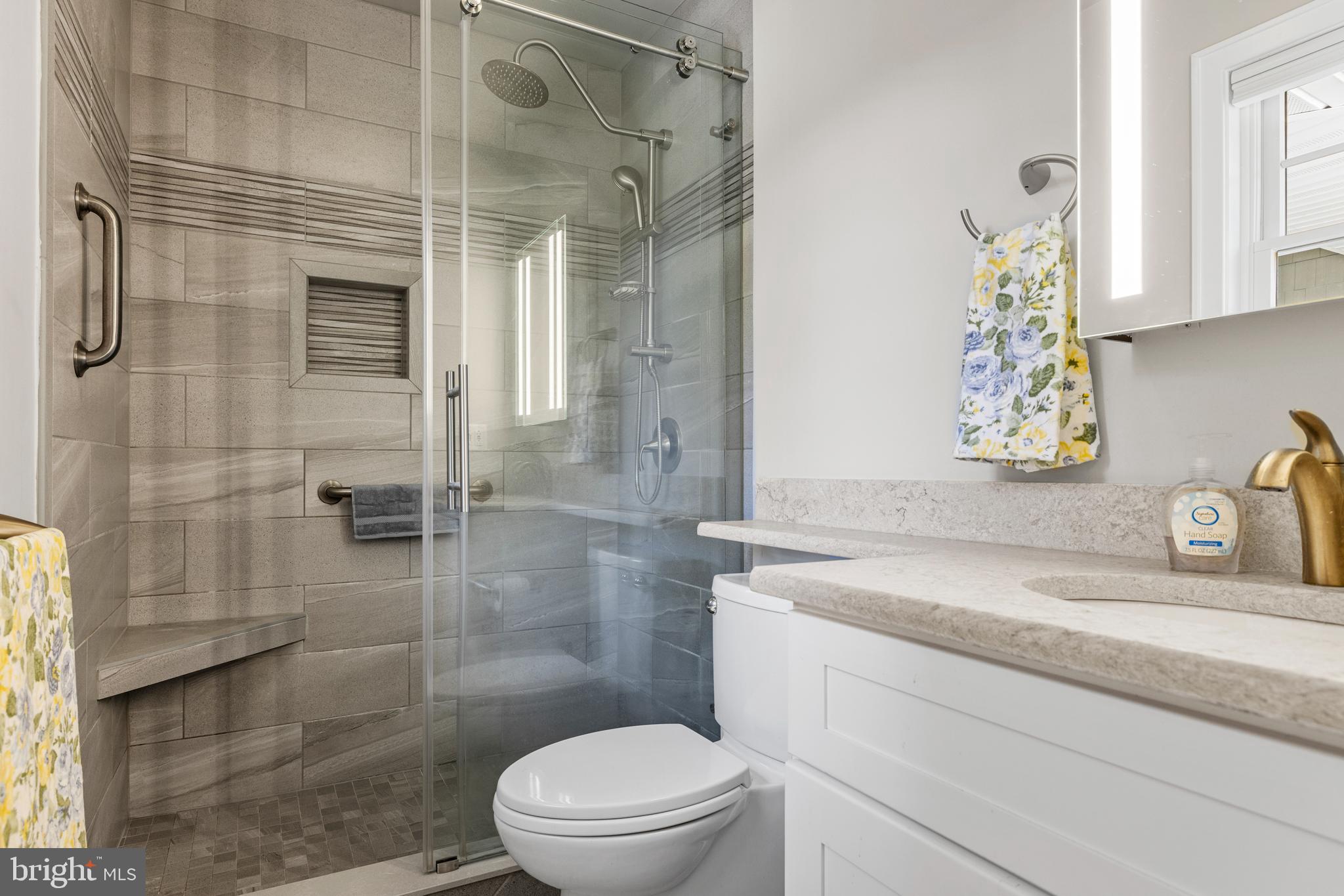 HICKORY RIDGE - Residential