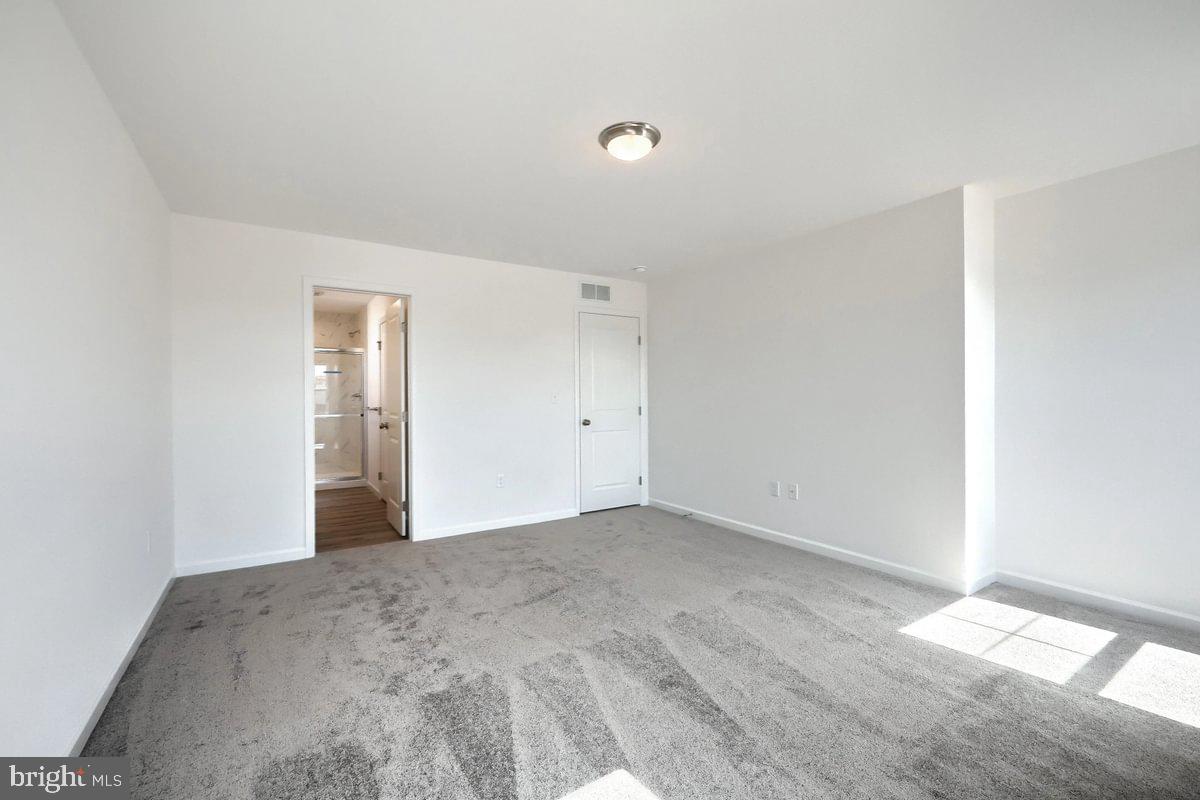 STONE MILL ESTATES - Residential