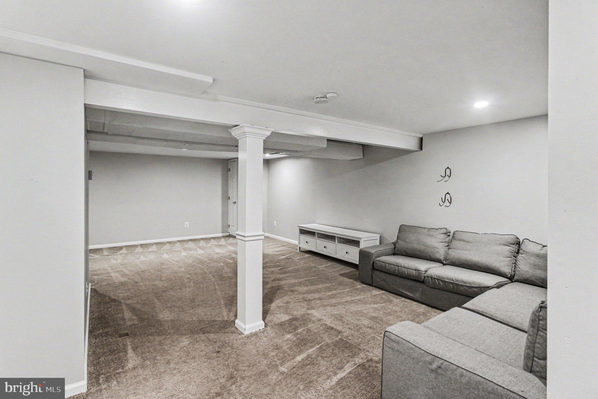 WETHERSFIELD - Residential