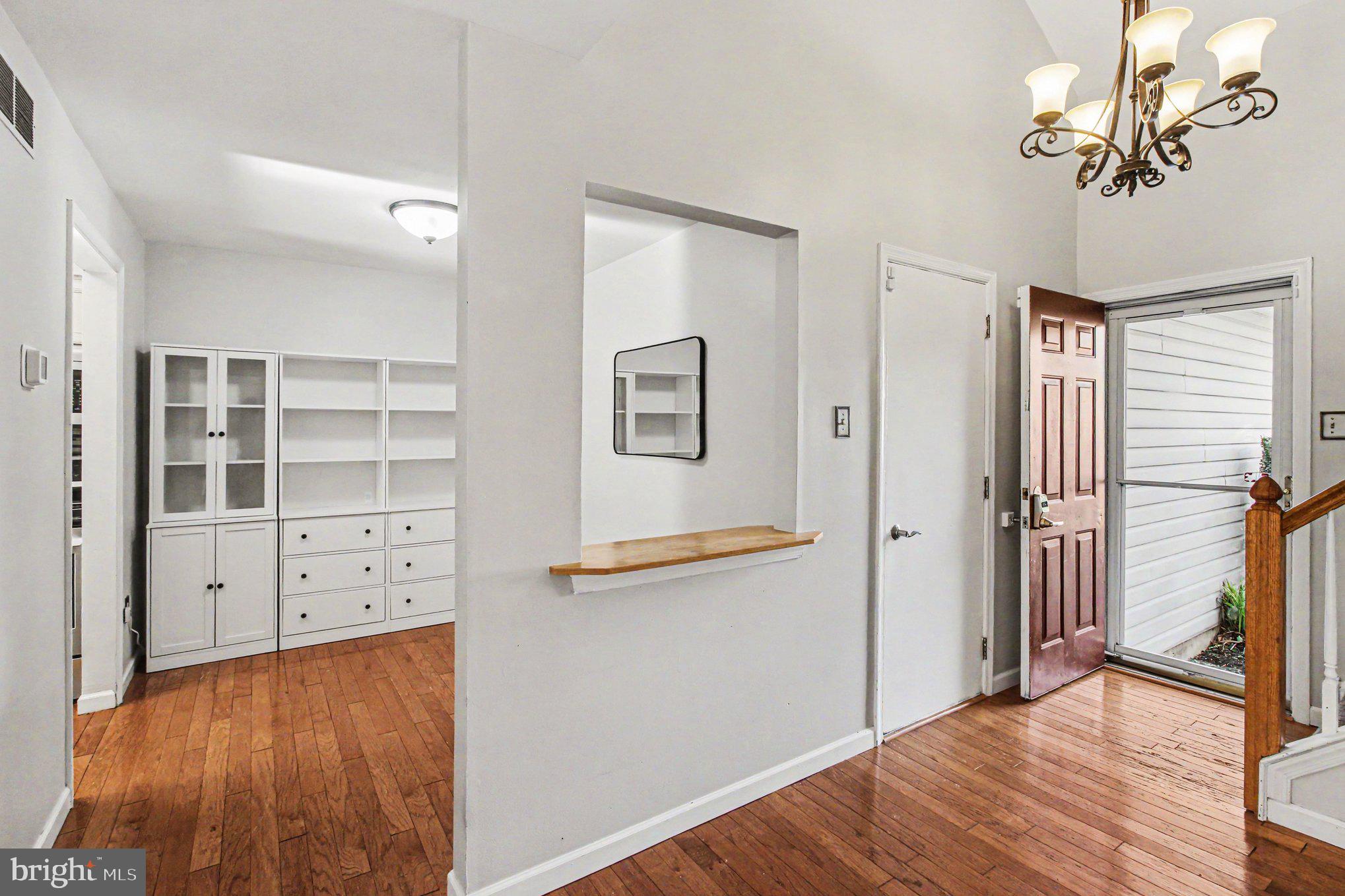 WETHERSFIELD - Residential