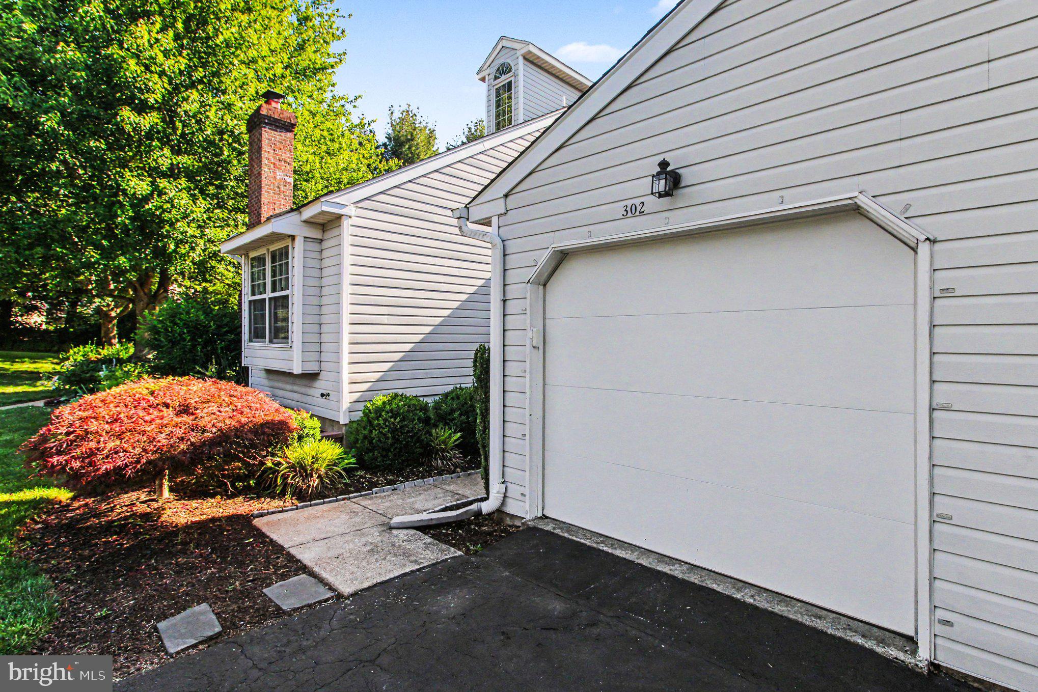 WETHERSFIELD - Residential