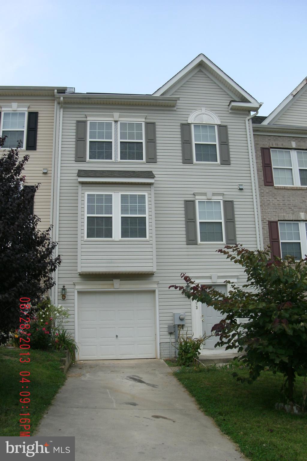 Townhome in the Gallery S/D. All new paint through out. Brand new washer and dryer, New HVAC installed 2023, New Dishwasher 2023, New Stove 2021. 
 3 bedrooms, 2.5 bath. Finished first level recreation room, with laundry room and garage and rough-in for bath.
2 nd level features kitchen/dining area, with kitchen island, dishwasher, stove and refrigerator and pantry closet, Large living room and 1/2 bath.
3rd level features 3 bedrooms, 2 full baths. Master suite features walk-in closet and bath with large tub and separate stall shower.
listed taxes for rental will be cut in half for owner occupied unit.