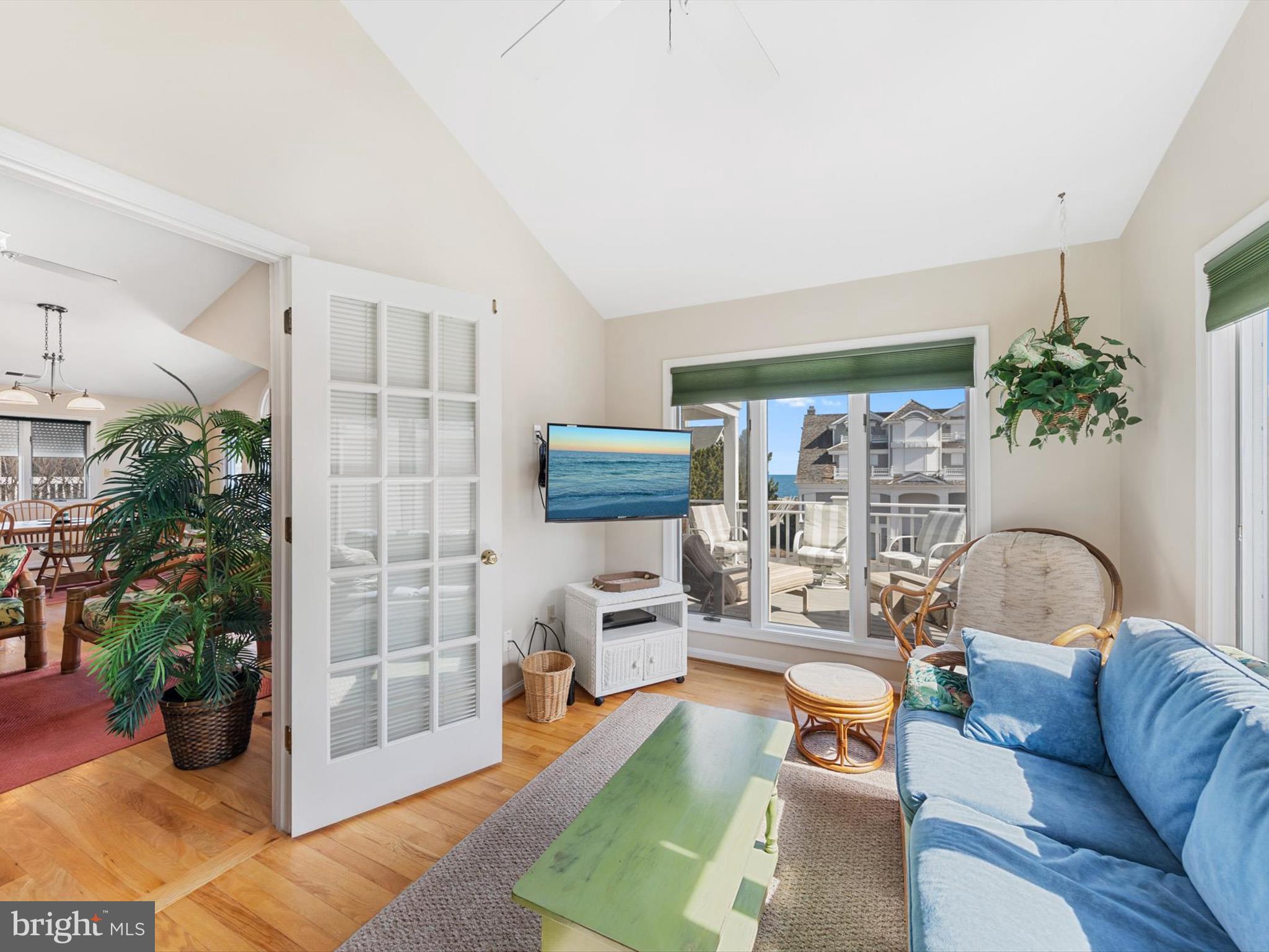OCEAN RIDGE - Residential