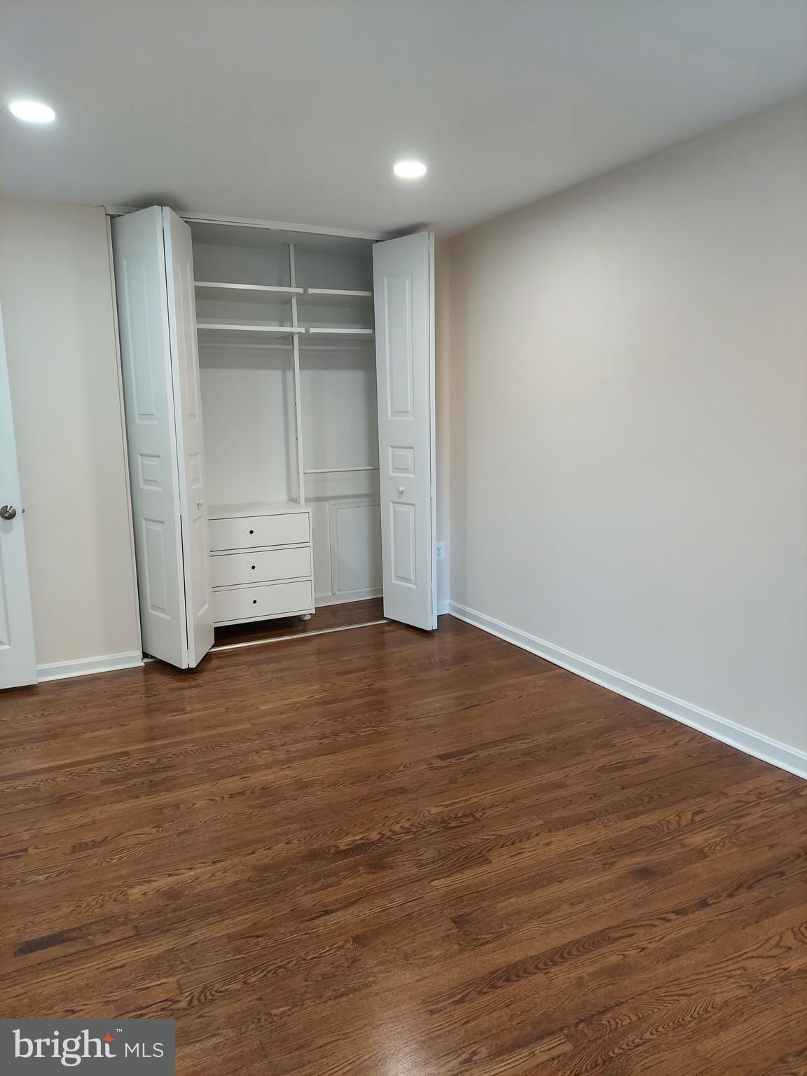 HALLCREST HEIGHTS - Residential Lease