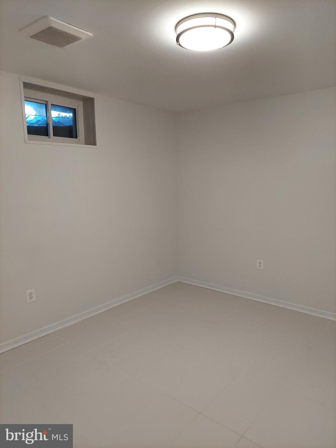 HALLCREST HEIGHTS - Residential Lease