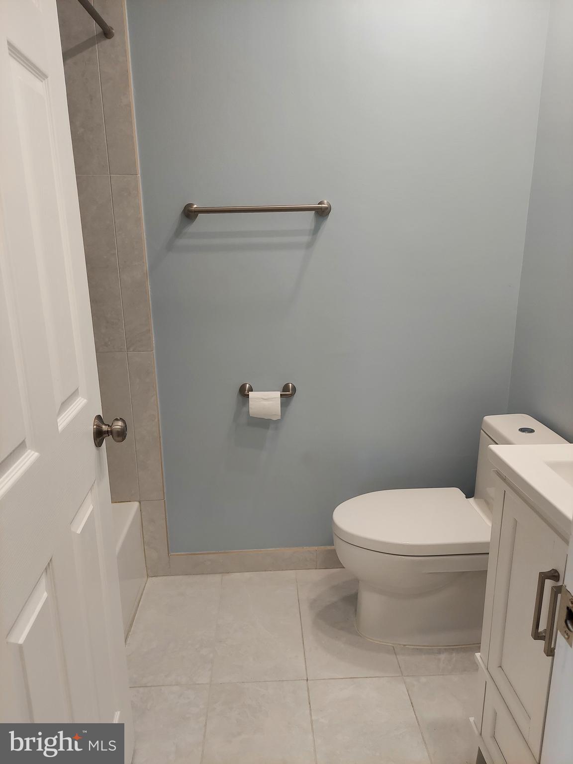 HALLCREST HEIGHTS - Residential Lease