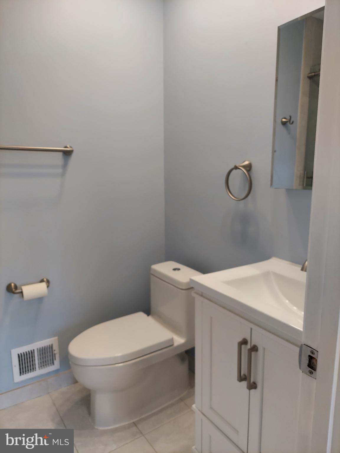 HALLCREST HEIGHTS - Residential Lease
