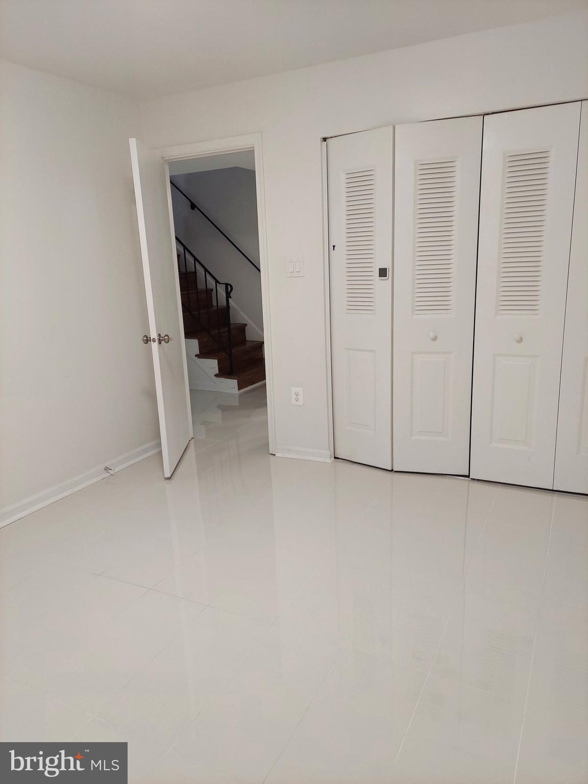 HALLCREST HEIGHTS - Residential Lease