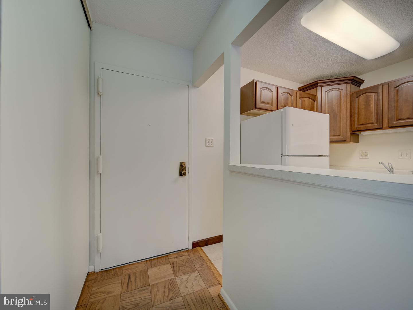 HUNTING CREEK CLUB CONDOMINIUMS - Residential