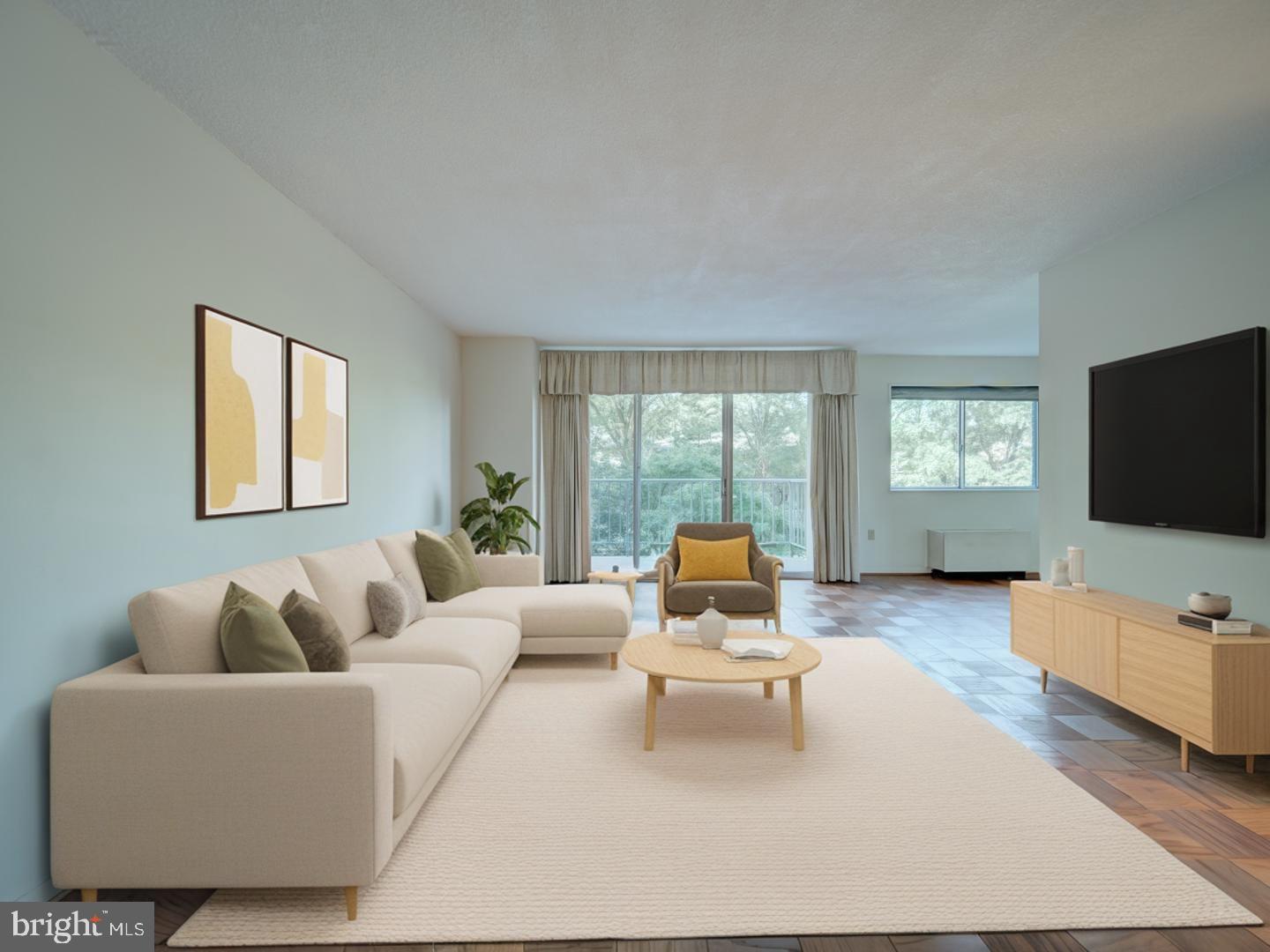 HUNTING CREEK CLUB CONDOMINIUMS - Residential