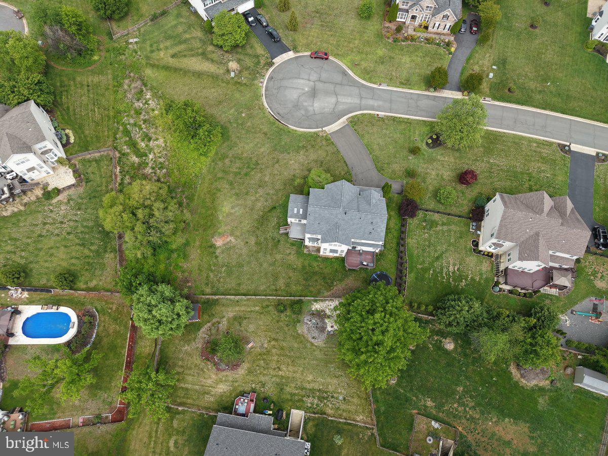 MADISON GROVE - Residential