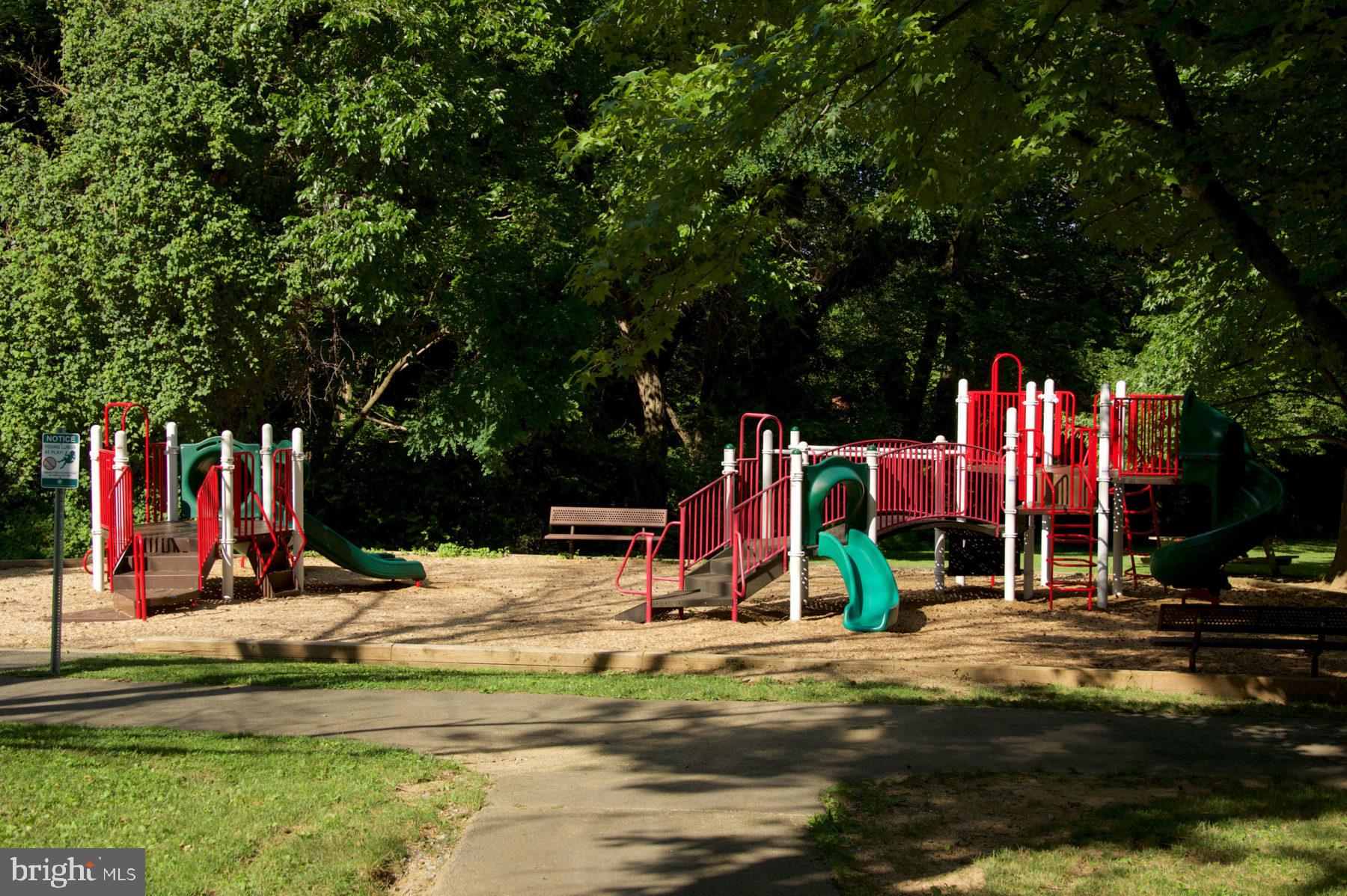 WHITE FLINT PARK - Residential