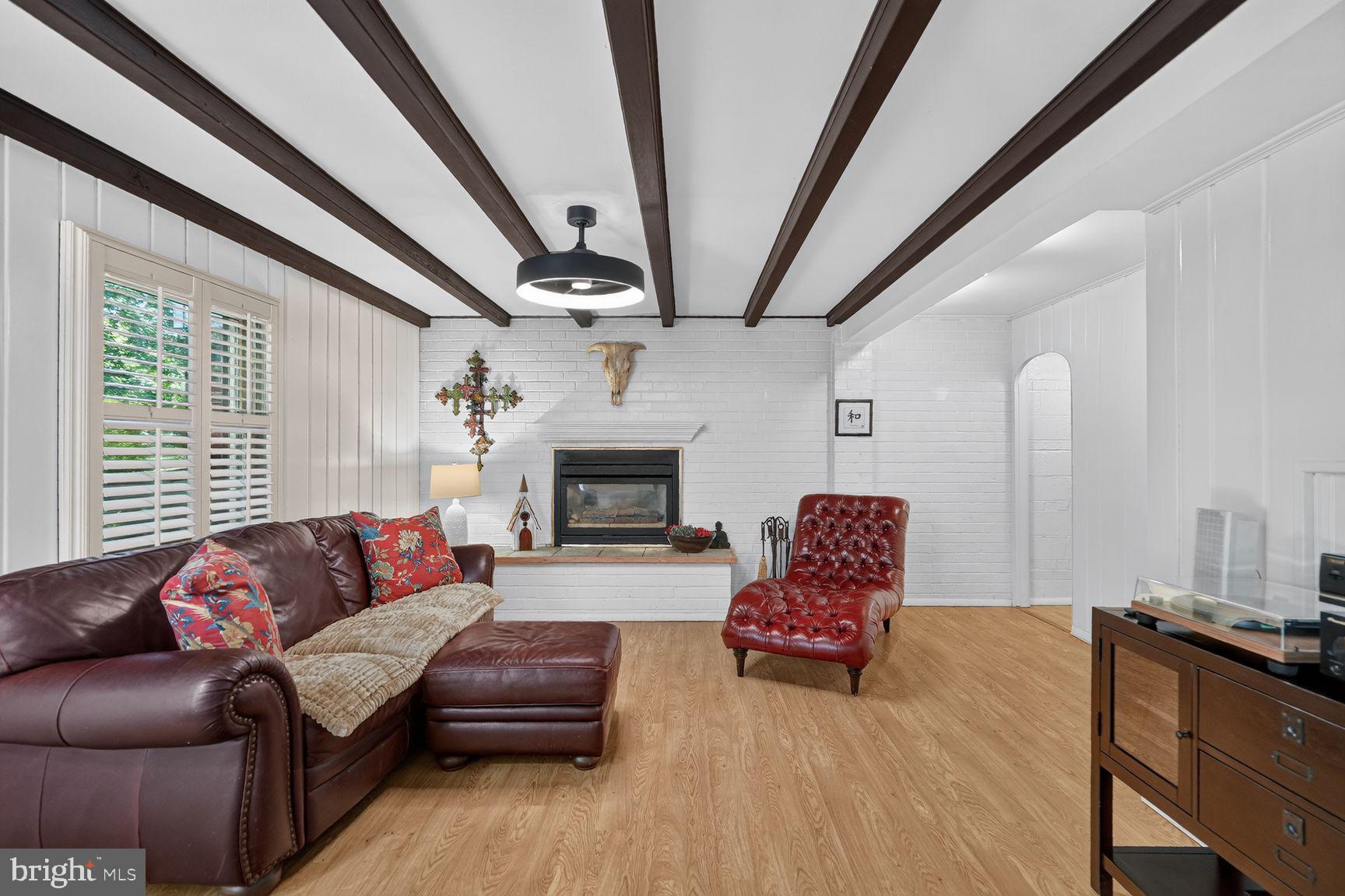 WHITE FLINT PARK - Residential