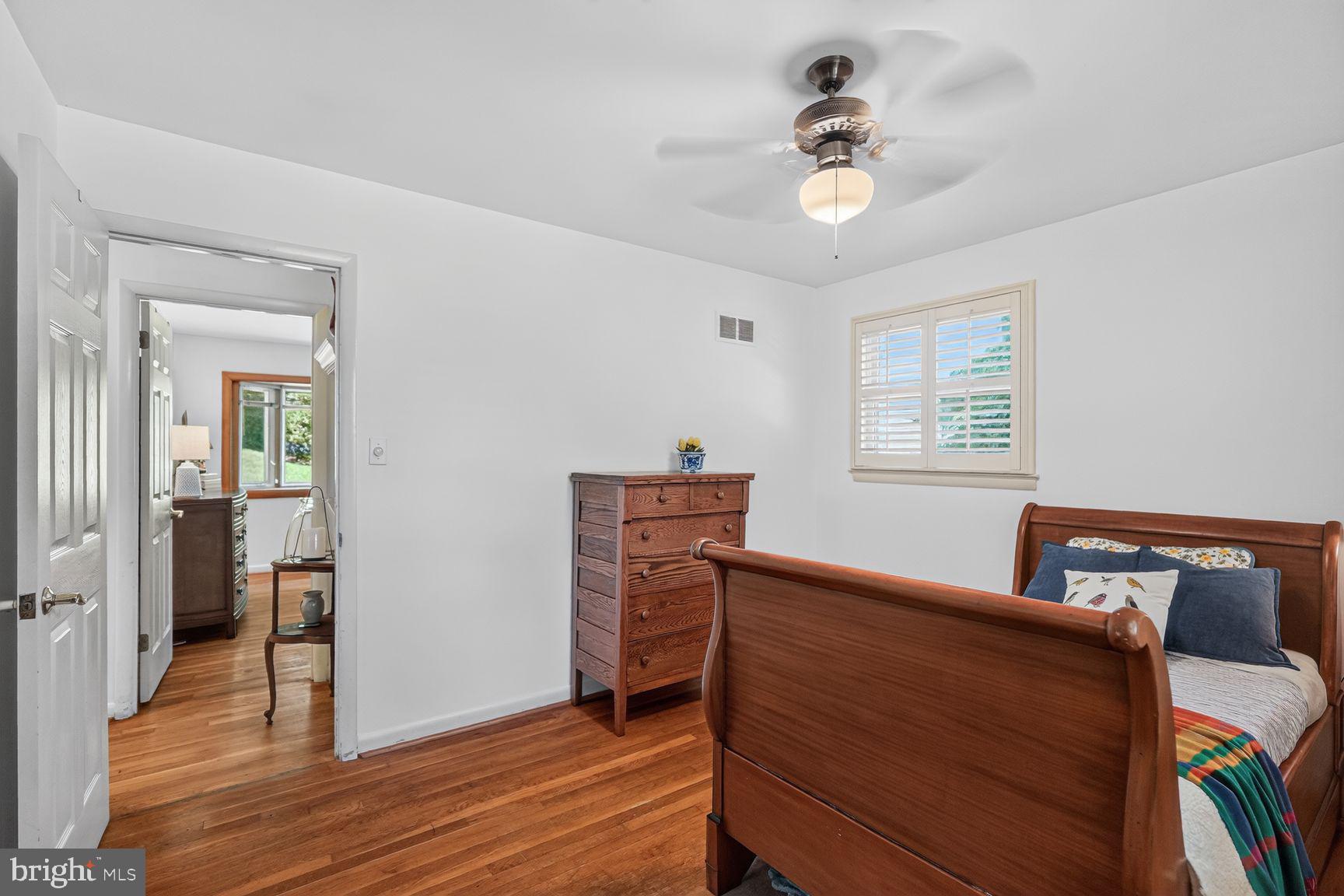 WHITE FLINT PARK - Residential