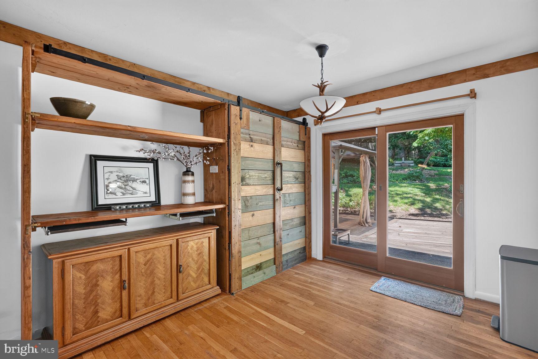 WHITE FLINT PARK - Residential
