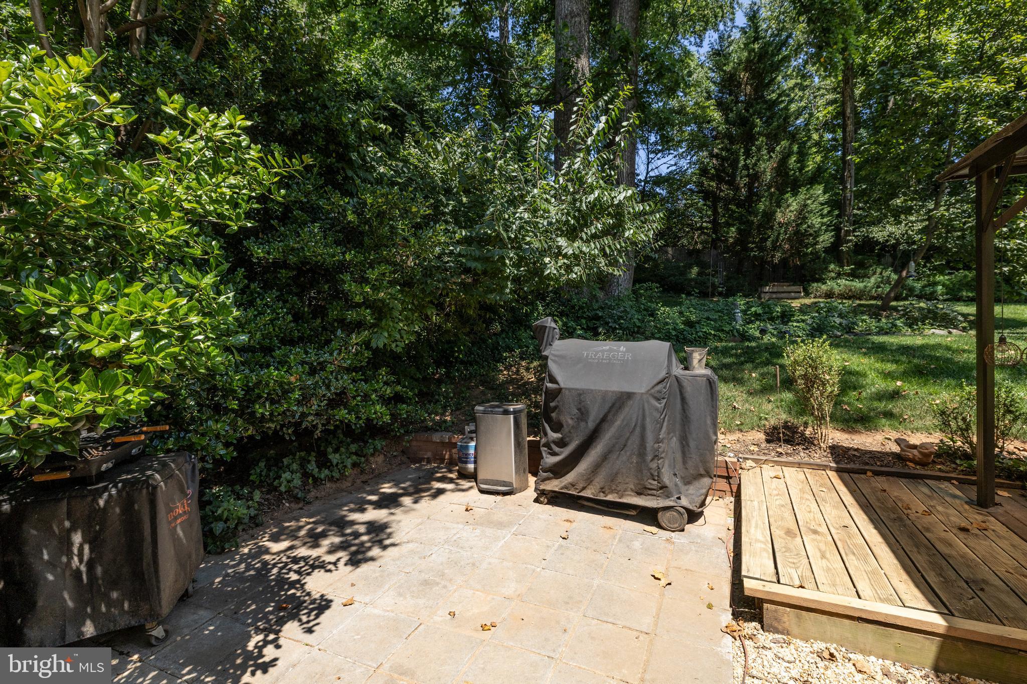 WHITE FLINT PARK - Residential