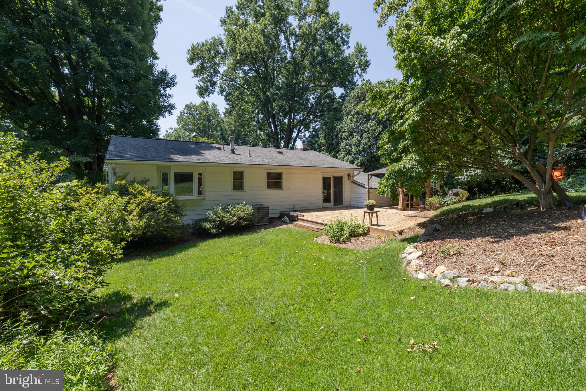 WHITE FLINT PARK - Residential