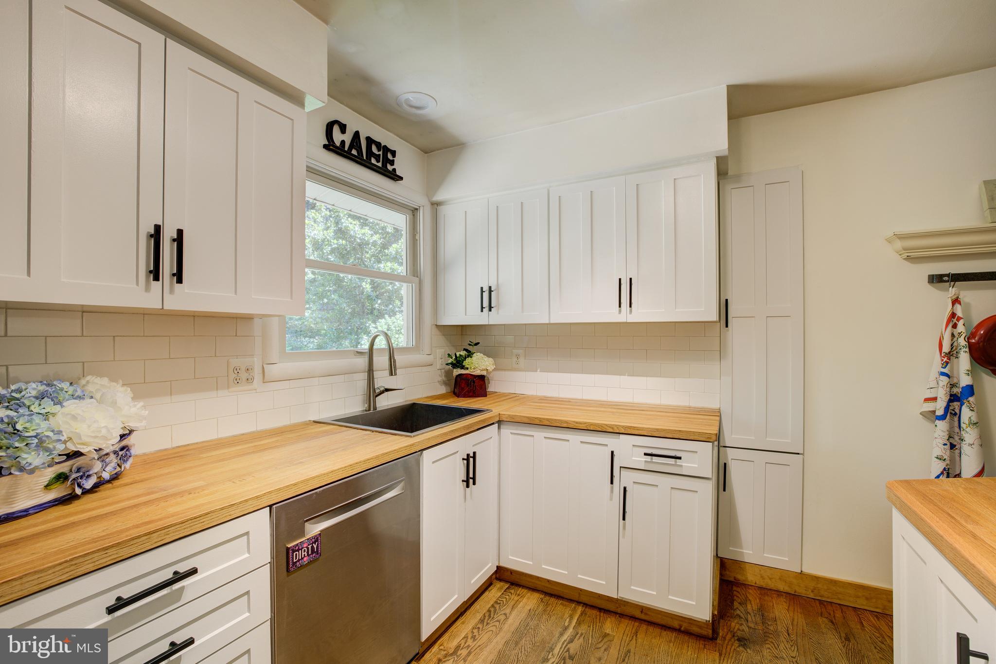 WHITE FLINT PARK - Residential