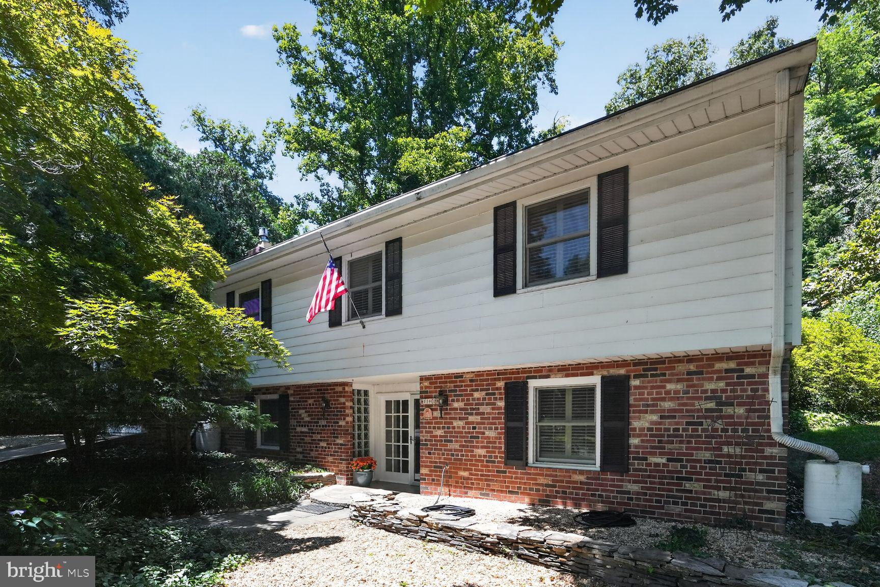 WHITE FLINT PARK - Residential