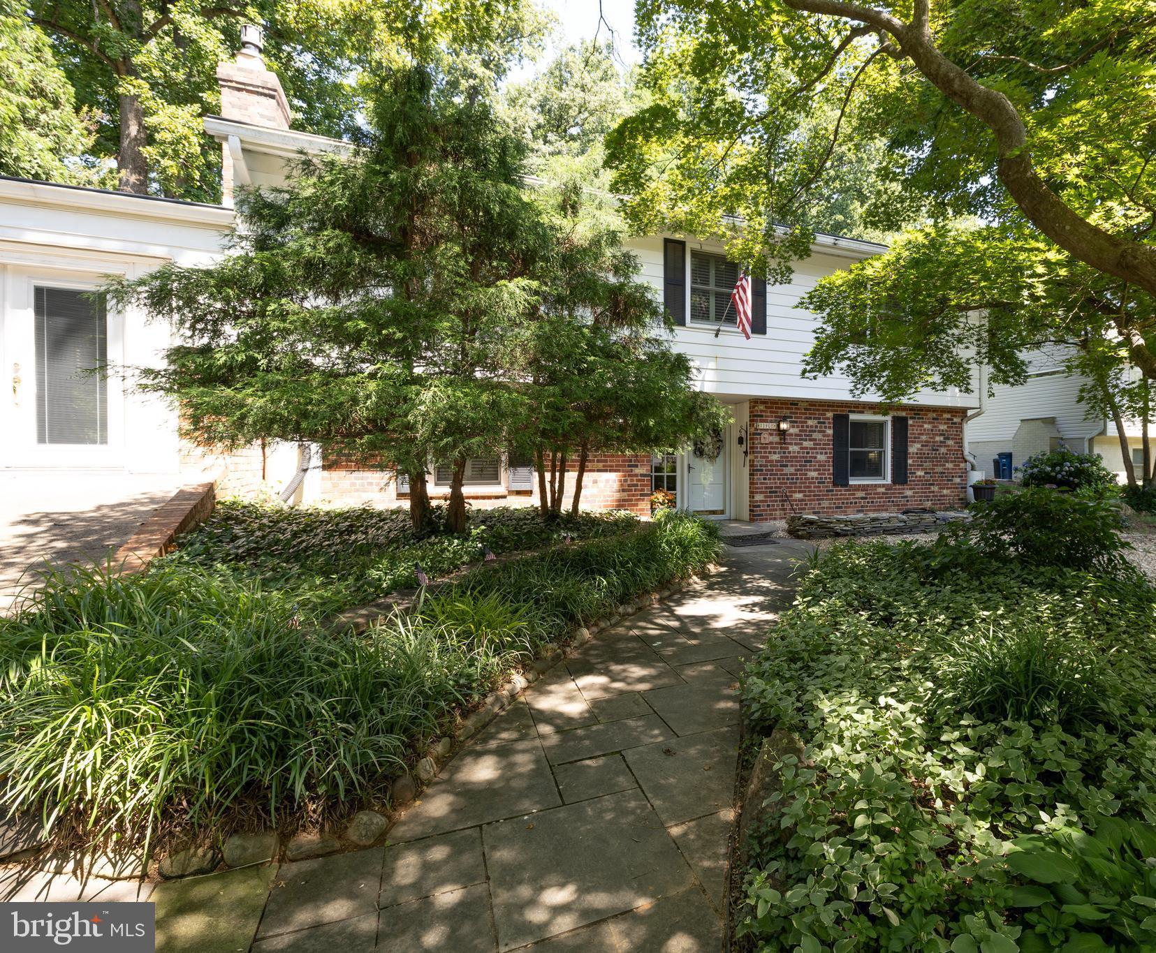 WHITE FLINT PARK - Residential