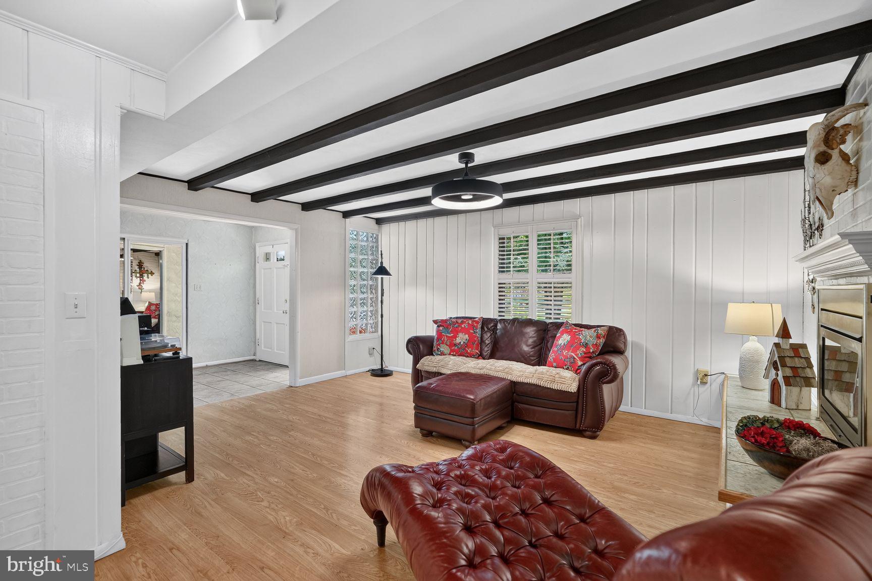 WHITE FLINT PARK - Residential