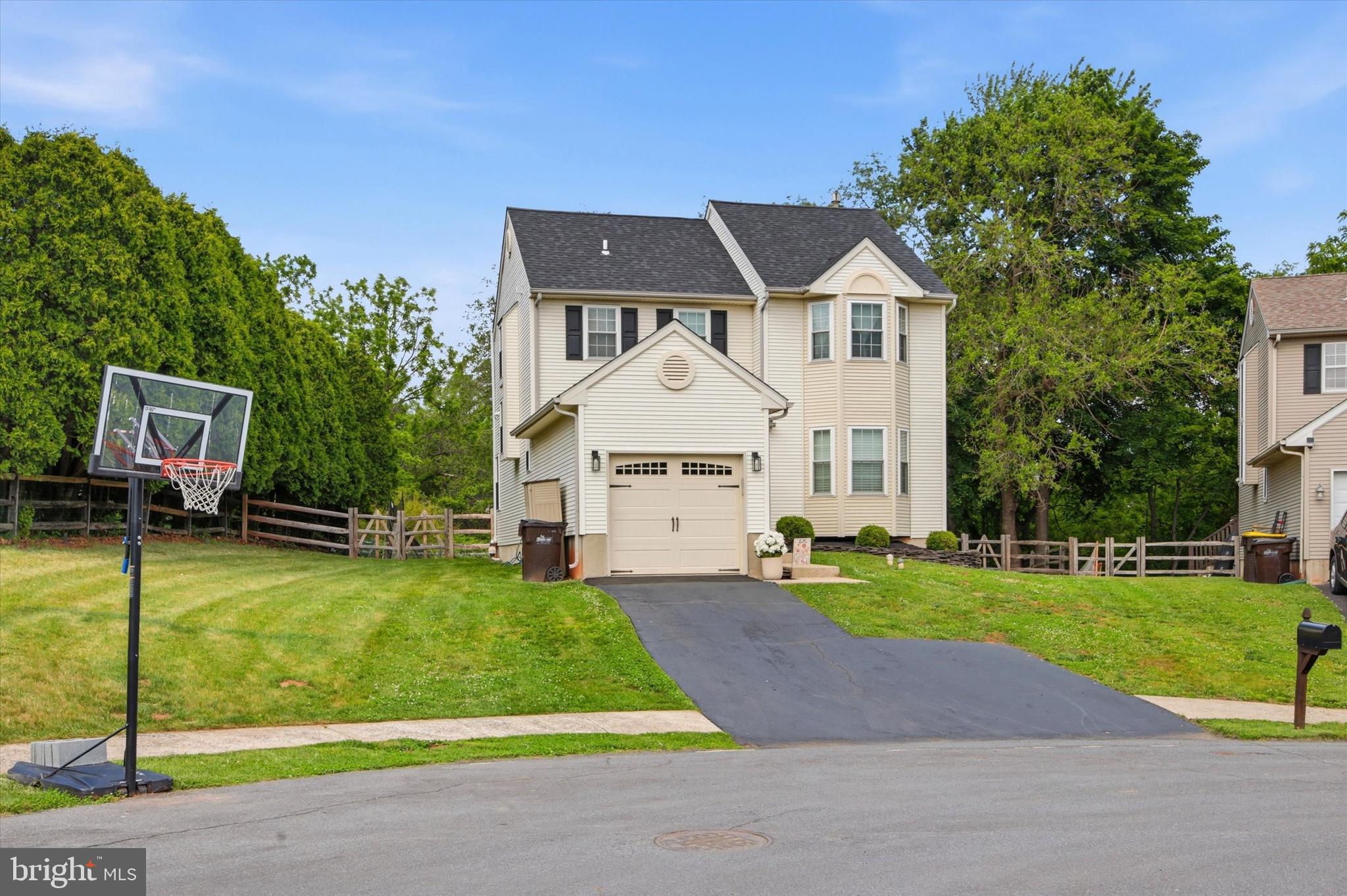 CRANBERRY ESTATES - Residential