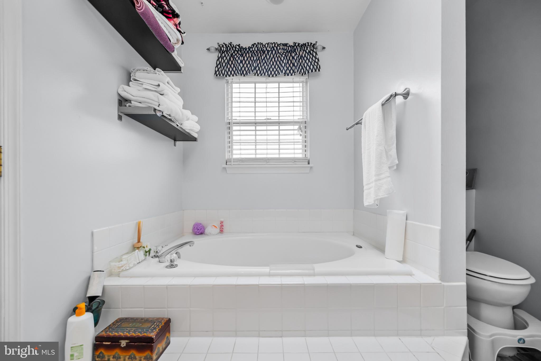 FOXBOROUGH - Residential