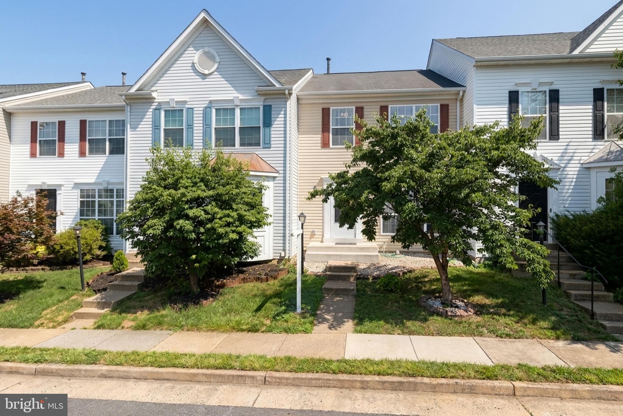 FOXBOROUGH - Residential