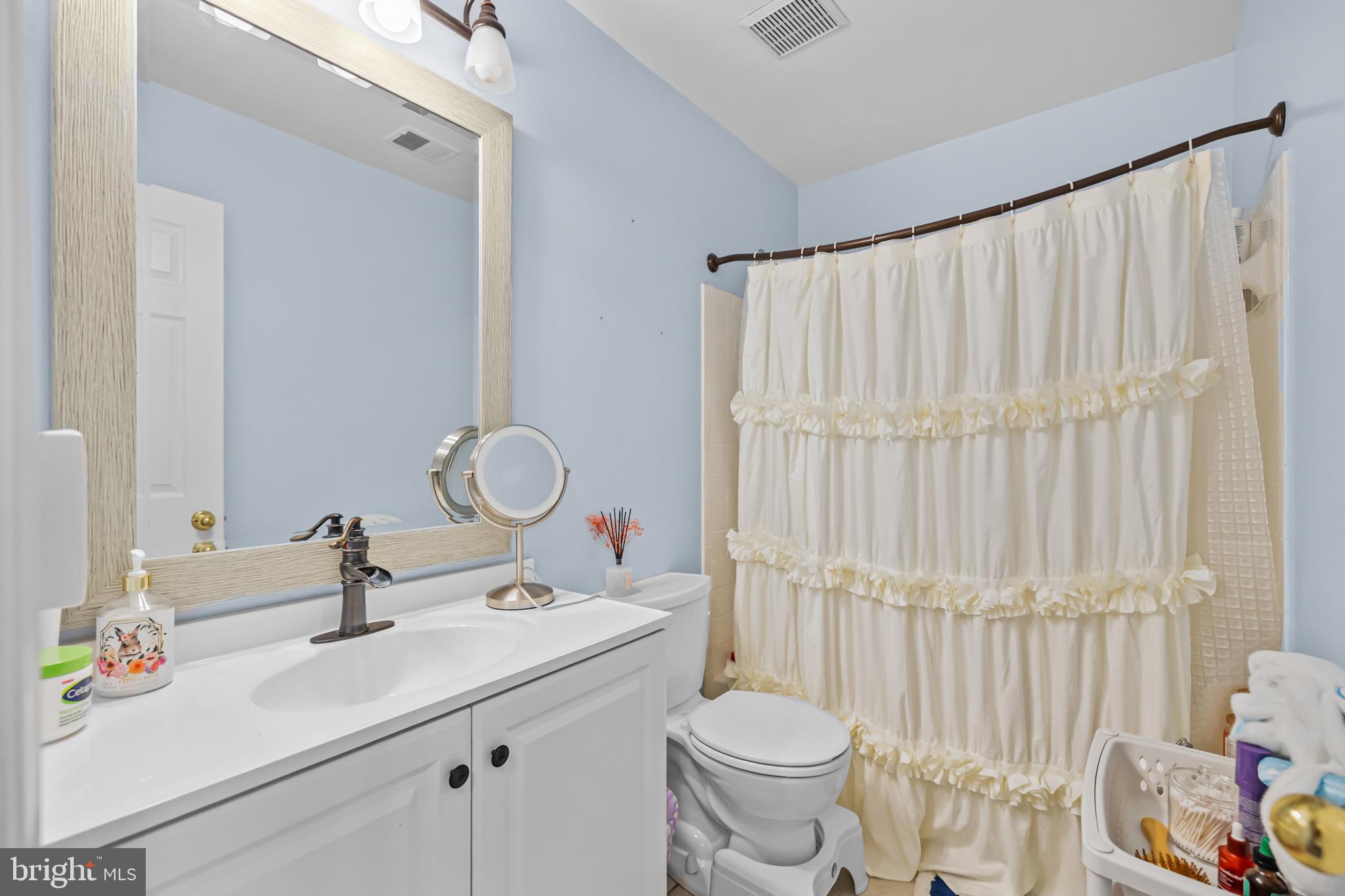 FOXBOROUGH - Residential