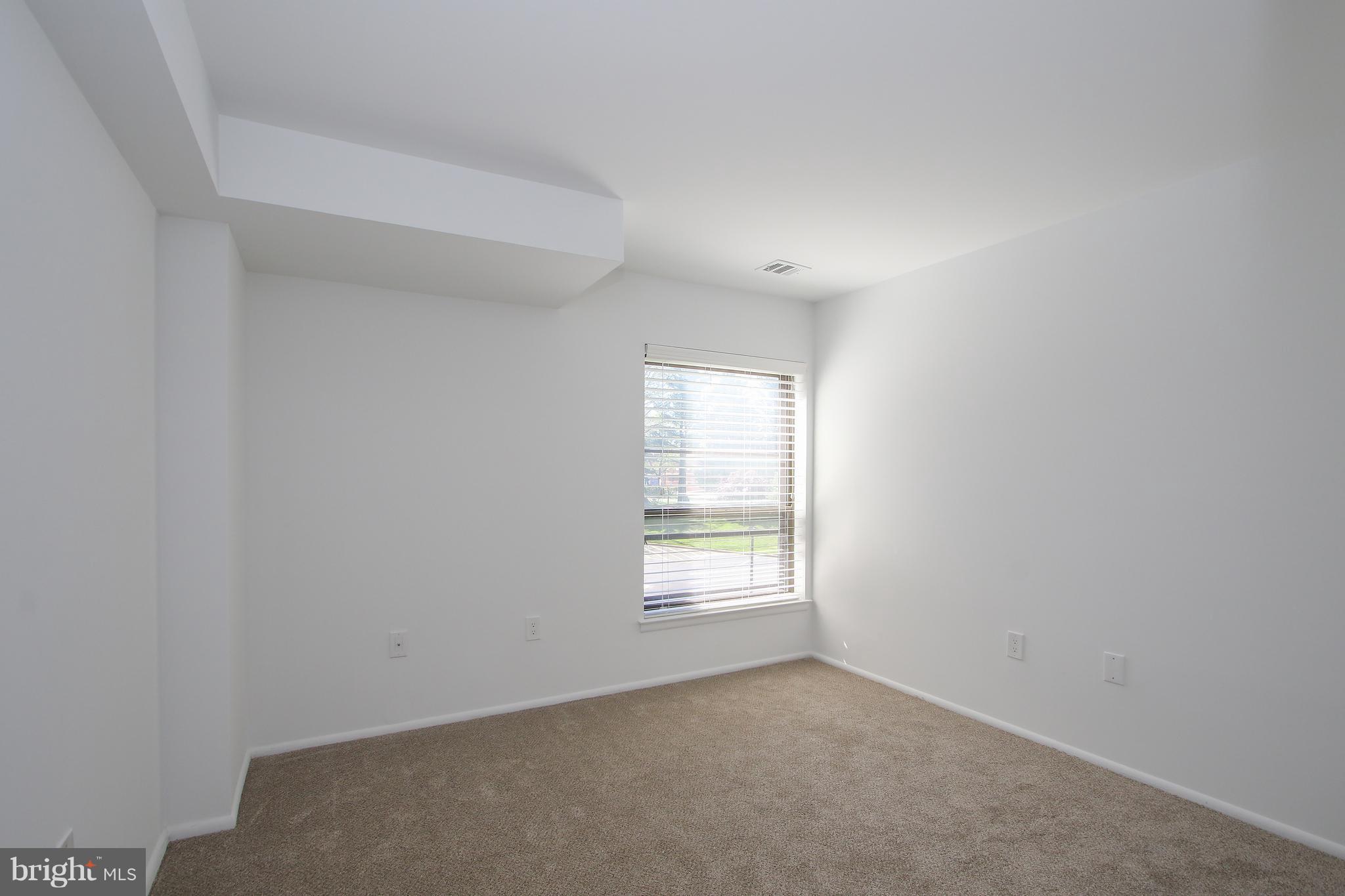 HYDE PARK - Residential