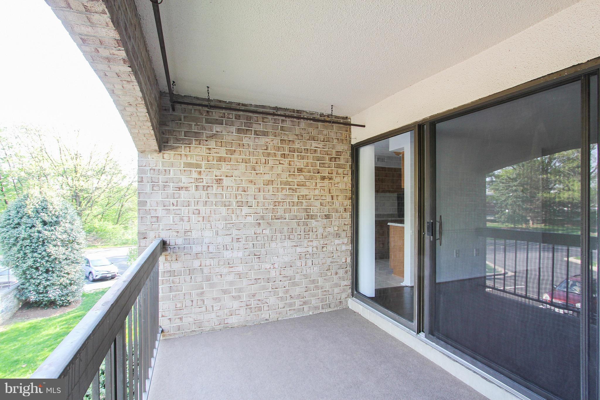HYDE PARK - Residential