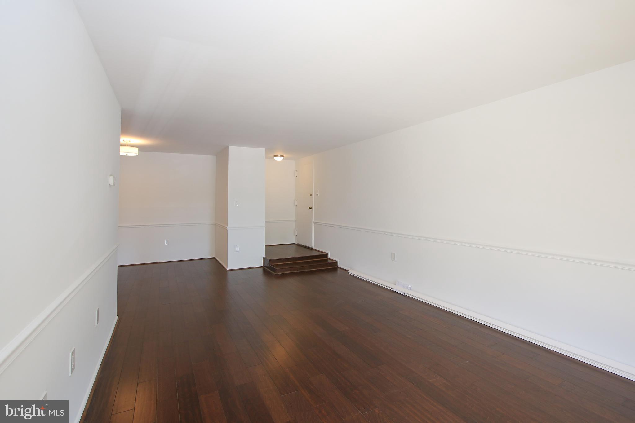 HYDE PARK - Residential