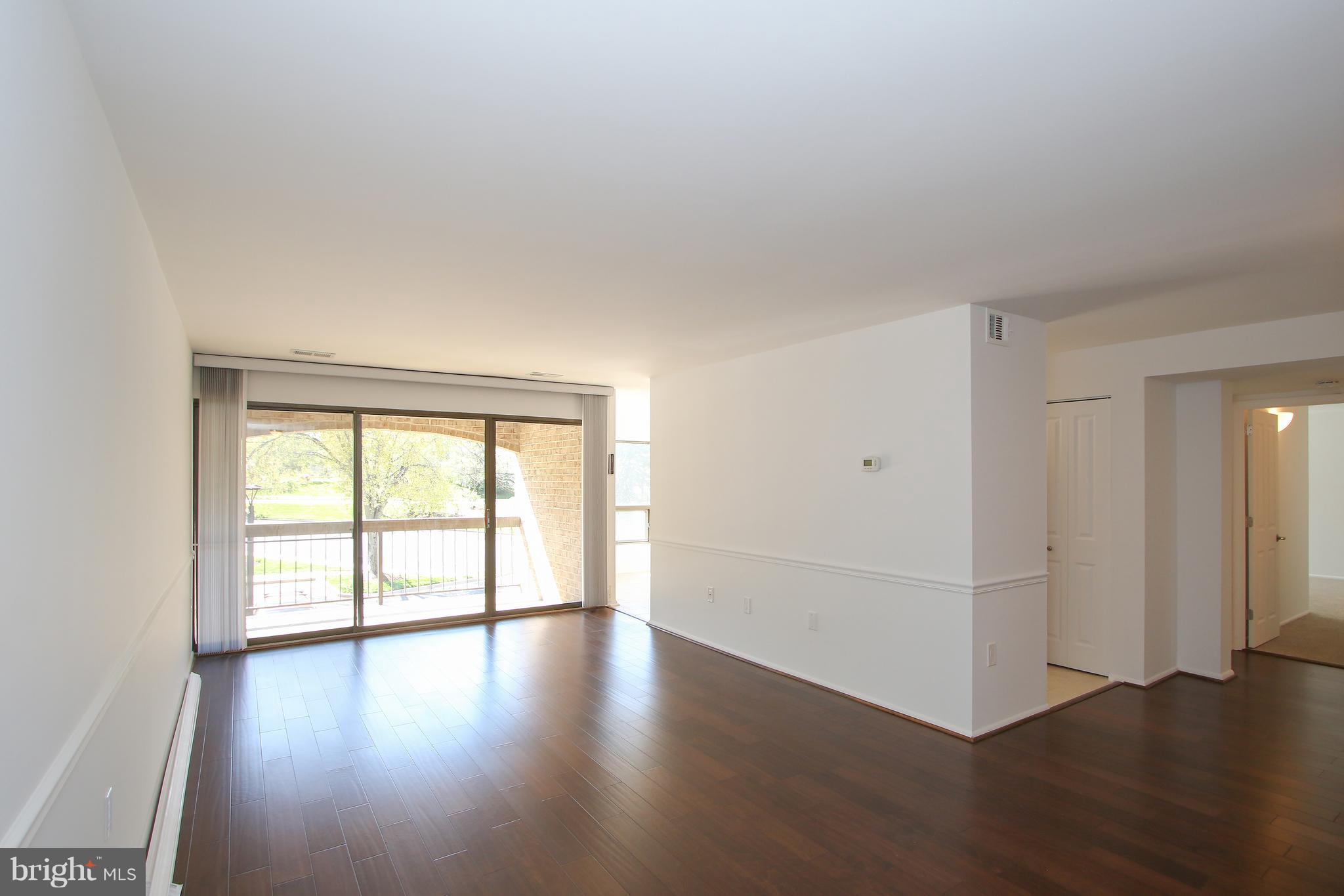 HYDE PARK - Residential
