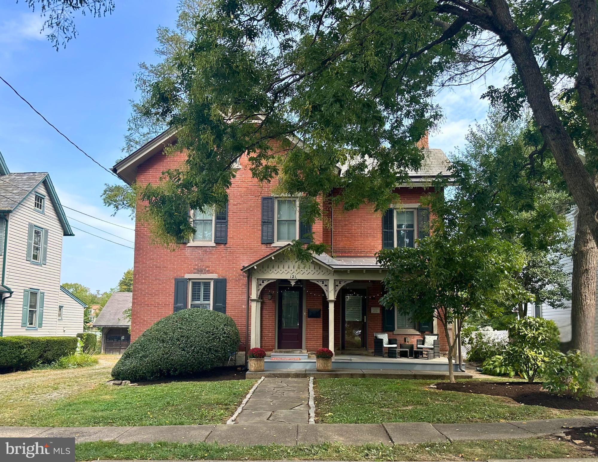 DOYLESTOWN BORO - Residential