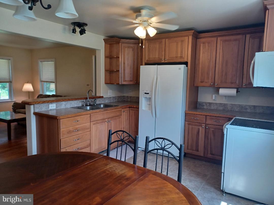JACKSON TRAIL - Residential