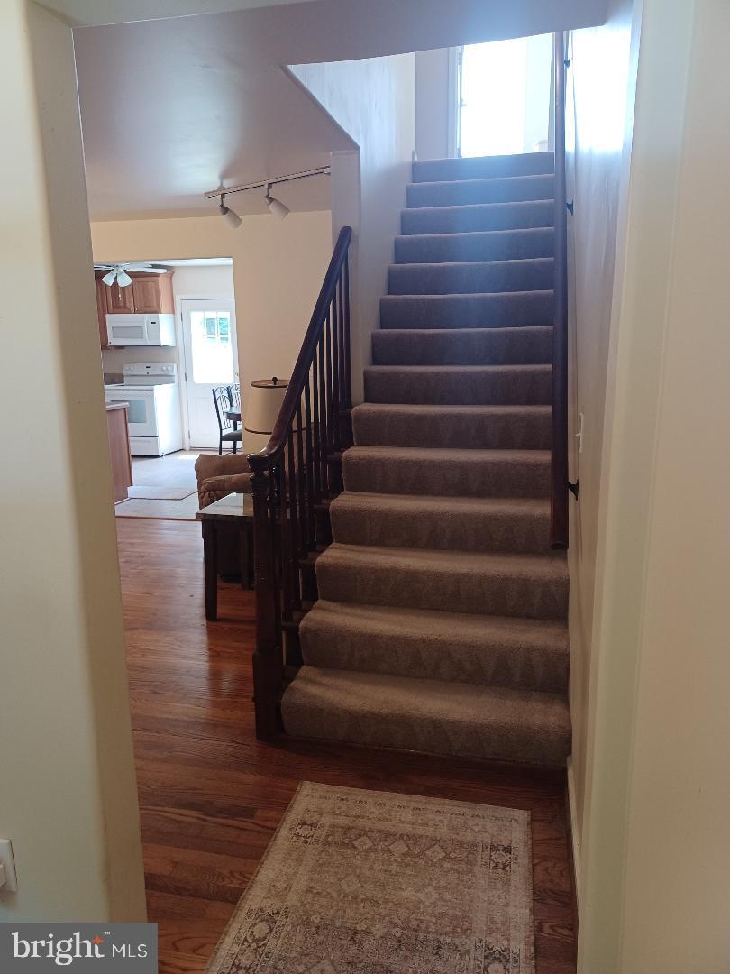 JACKSON TRAIL - Residential