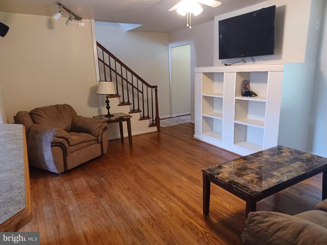 JACKSON TRAIL - Residential