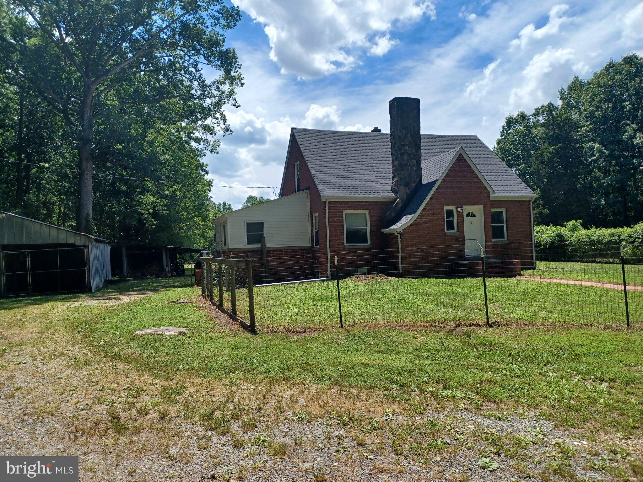 JACKSON TRAIL - Residential