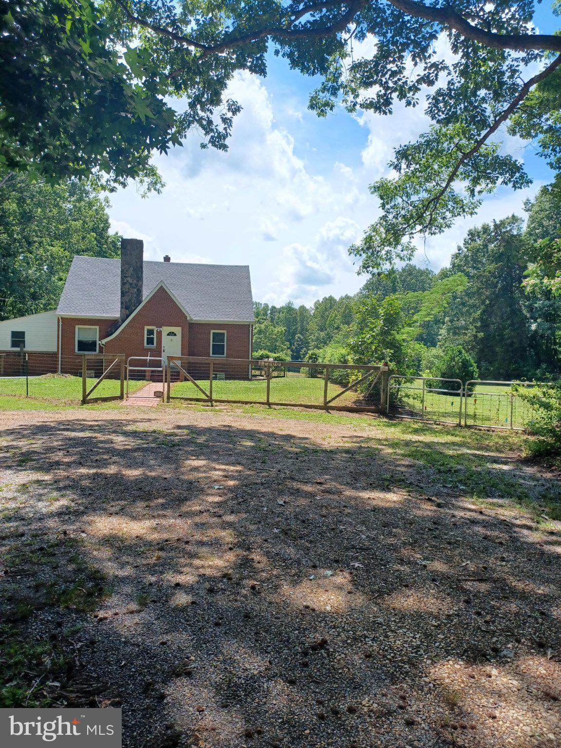 JACKSON TRAIL - Residential